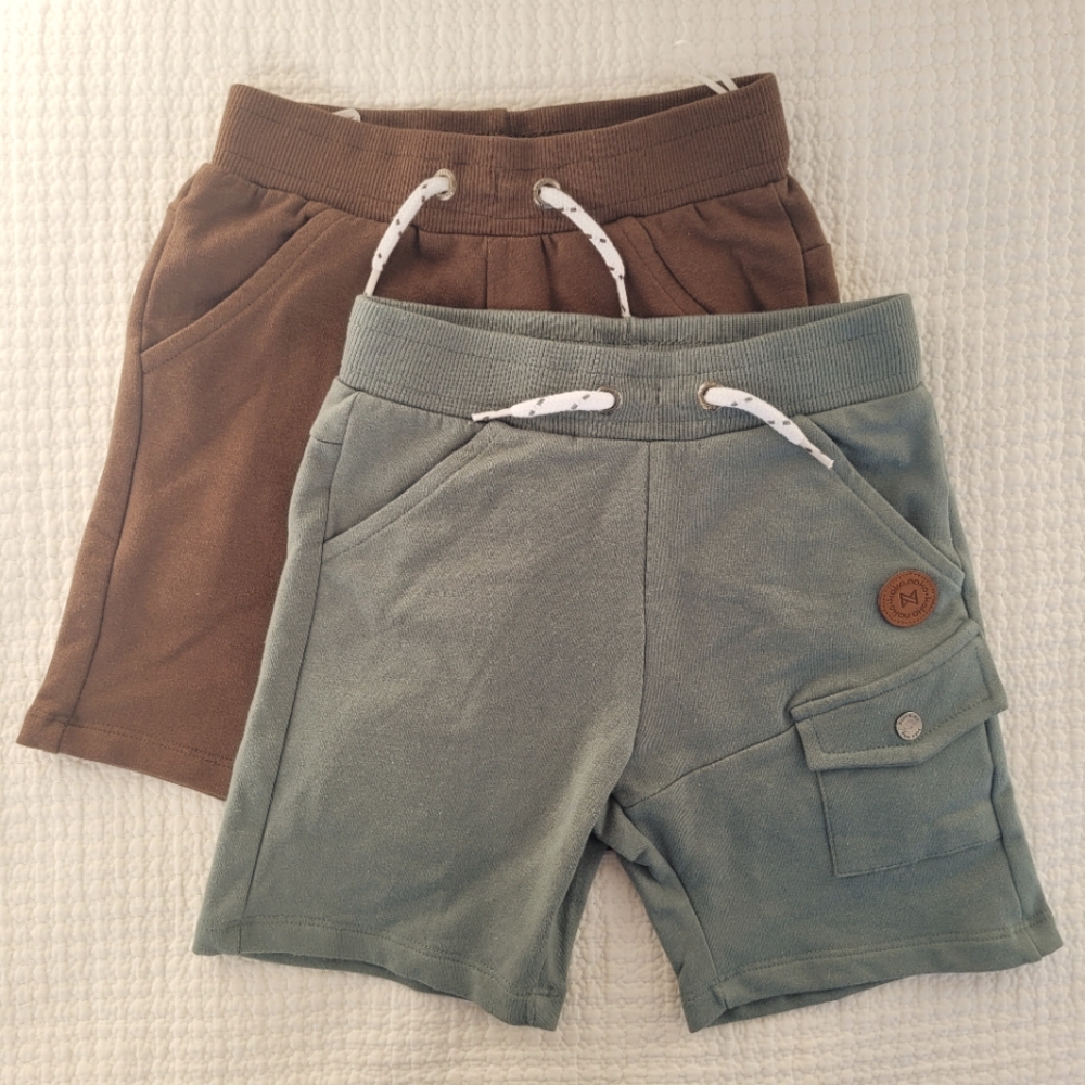 NEW ✨️ Boys 6 Cottn Stretch Jogger Shorts in Eucalyptus Green / Brown Pockets